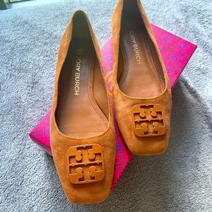 Tory Burch 10 1/2 Georgia Ballet flat in silk suede